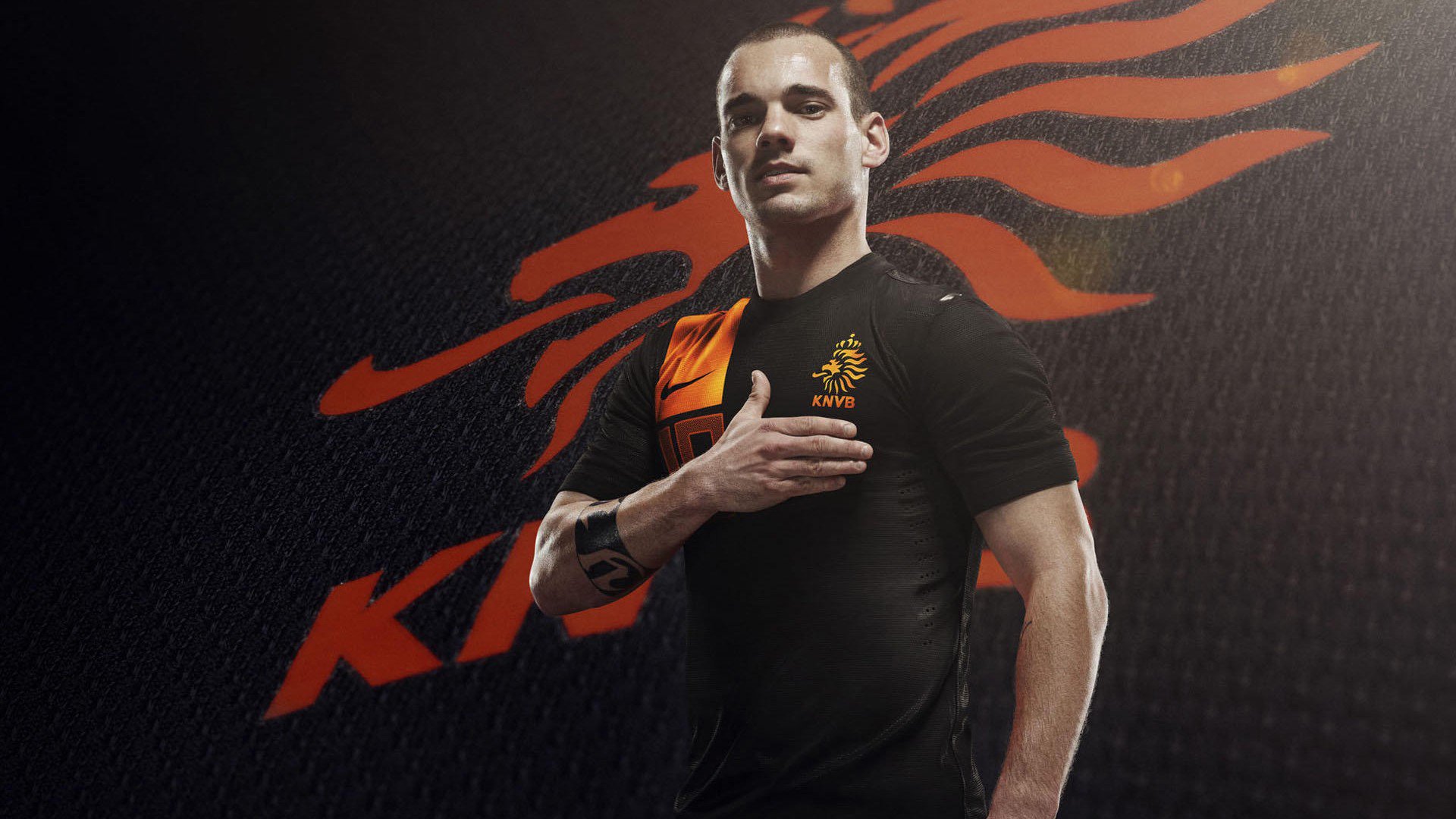 米兰体育网页版登录-“亚戈·卡尔曼的球场智慧与执行力，成就美洲狮队的未来”